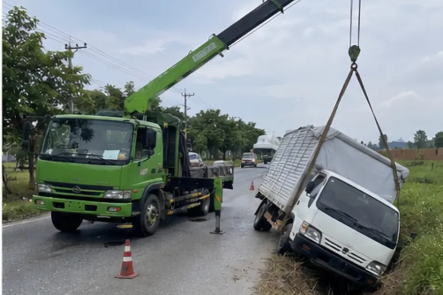 Xe tải gặp sự cố