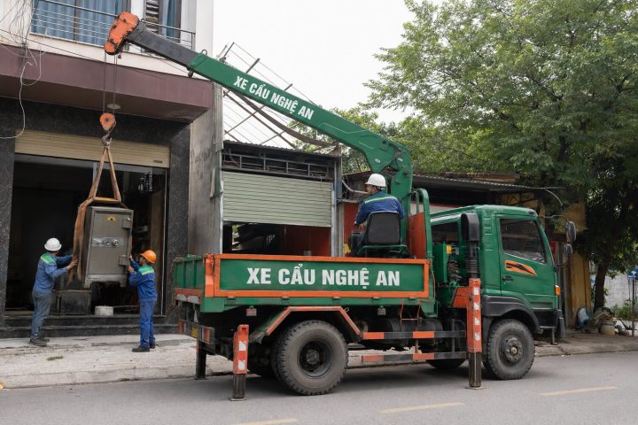 Dịch Vụ Cẩu Lắp Dựng Nhà Thép