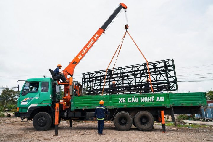 Dịch Vụ Cẩu Kết Cấu Thép